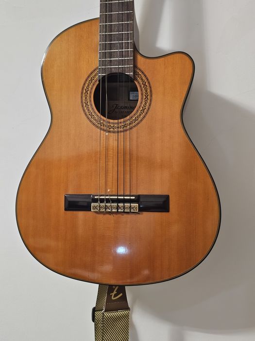 Guitarra Takamine TC28C
