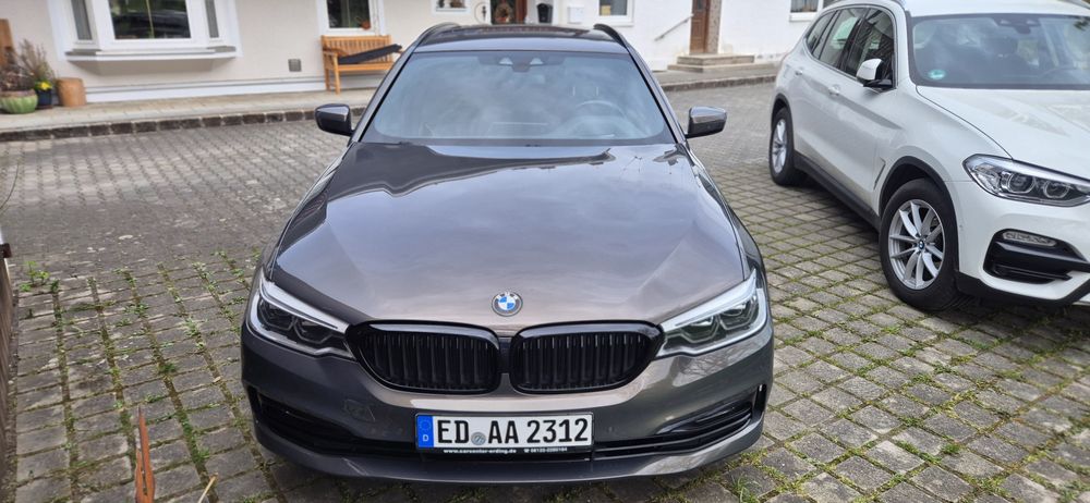 BMW 540i xDrive 340KM