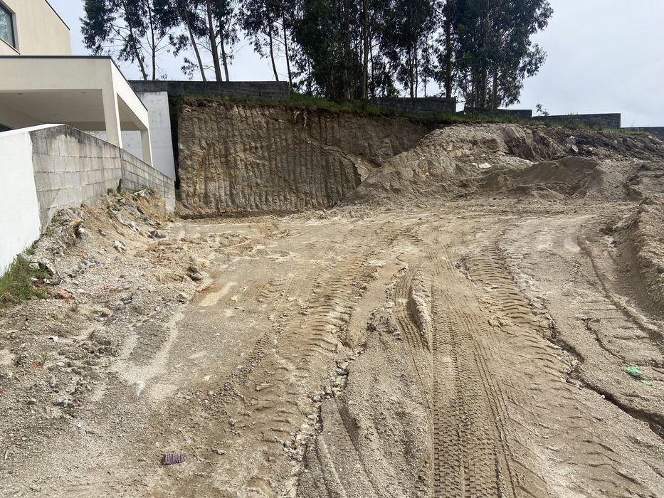 Dou saibro para aterro de obra ou enchimento