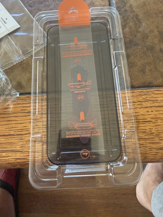 Szklo ochronne na  iphone 16 pro