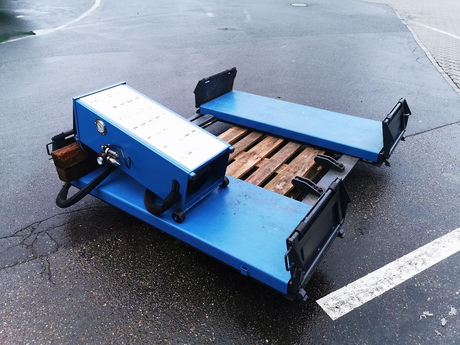 Podnośnik nożycowy samochodowy Kromer 3tony