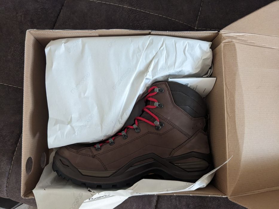 Чоловічі черевики туристичні lowa renegade 100 gtx mid шкіряні