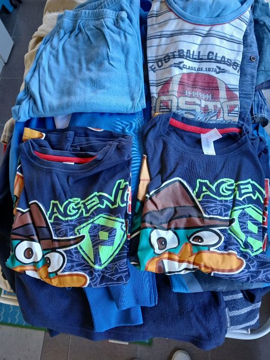 roupa de criança menino 8-10 qnos