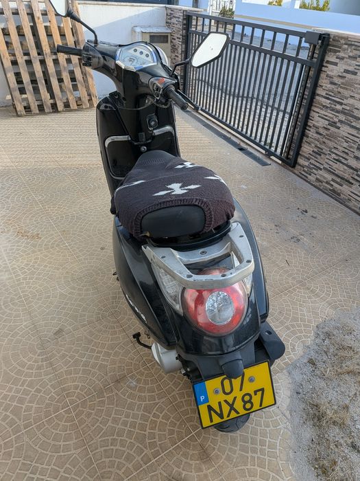 Vendo mota 50cc a funcionar perfeitamente