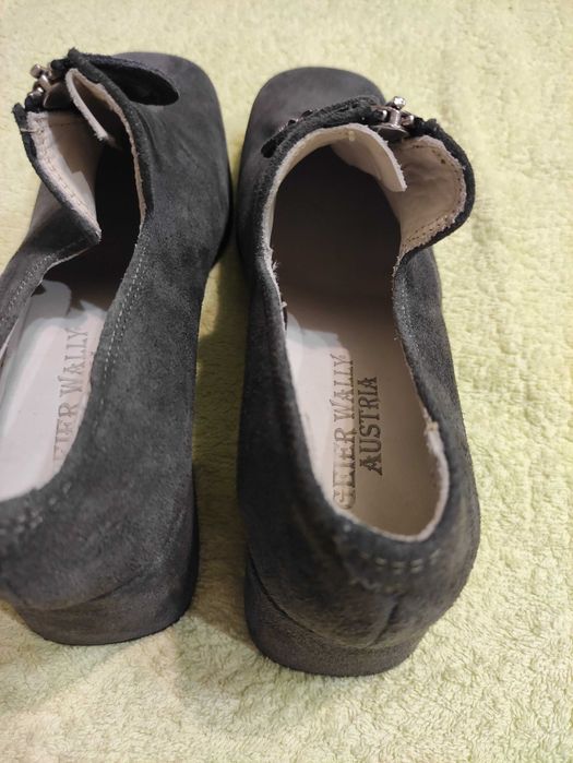 Туфлі шкіряні нові жіночі з квадратним носком р.41/26,5см