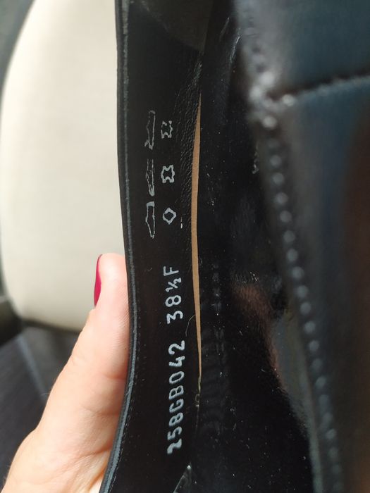 Buty skórzane Ryłko rozm 38,5