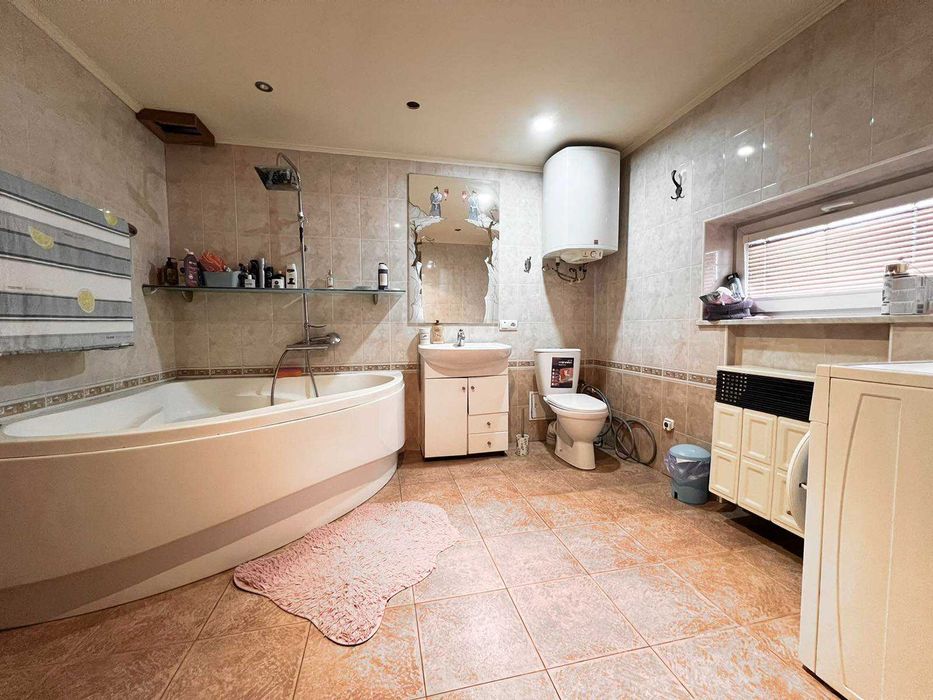 Круглик. Продам жилий дім. Газ,камін,баня. Ліс,озеро. м.Теремки 10хв