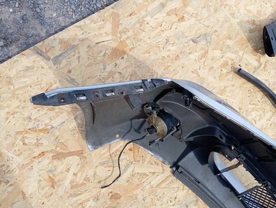Zderzak przód przedni M pakiet Lci Lift BMW e60 e61