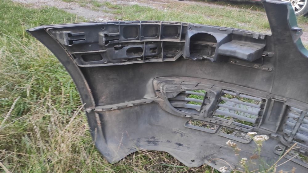 Бампер передній Фольксваген Пассат Б5+ рестайлінг передний B5+ плюс