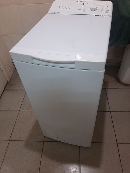 Стиральная машина  Indesit  5Kg