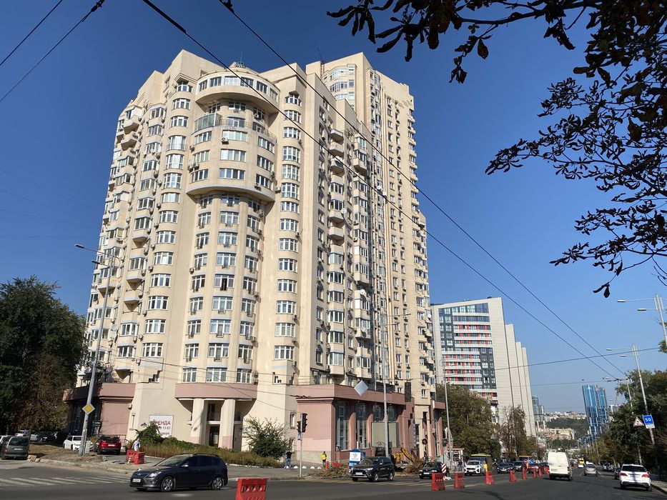 Без Комиссии 3-к, второй свет, ул Урицкого 18, Липковского, метро