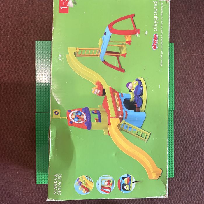 игровая площадка Marks & Spencer Weebles.