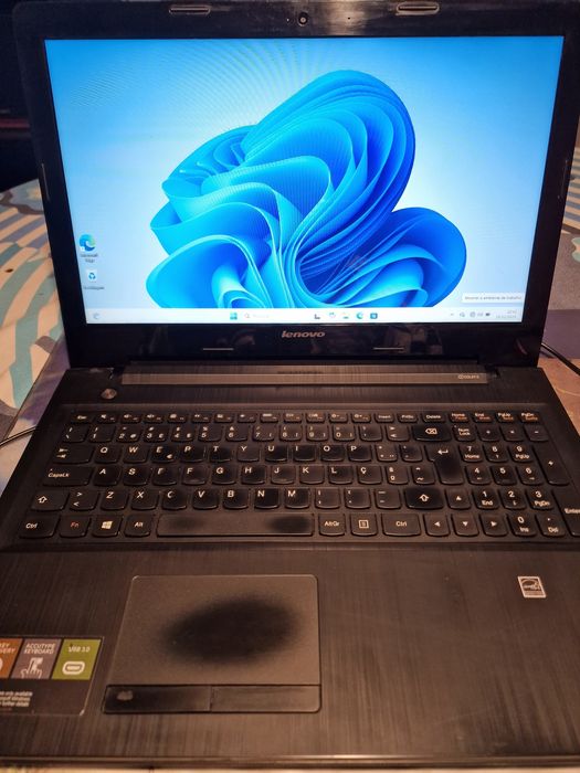 Portátil Lenovo G50 - Windows 11 - 8 Gb ram - Ssd 250 Gb.
Windows 11 +