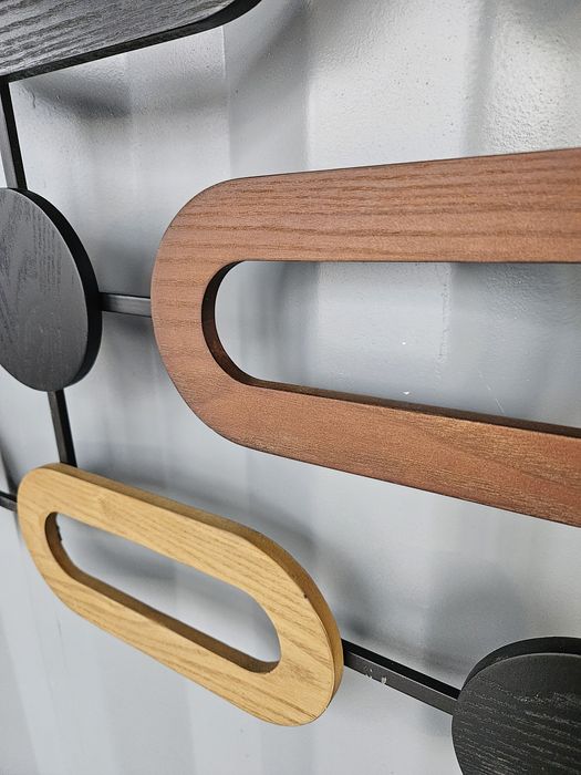 Dekor ścienny okręgi i owale na metalowej ramce