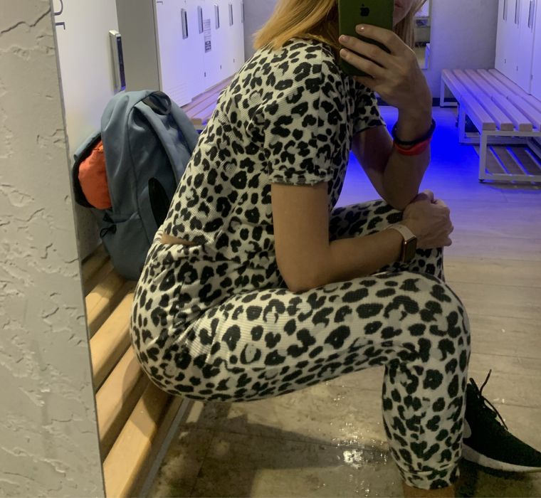 Тенмо набор -топ и легинсы фитнес  S 250гр