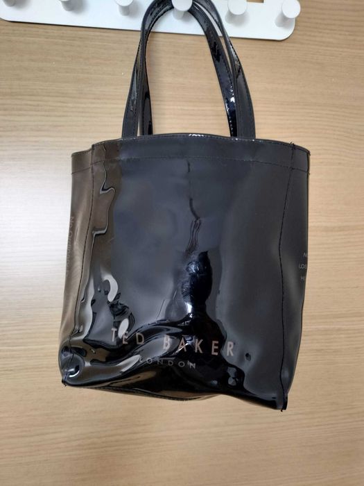 Mala Ted Baker preta