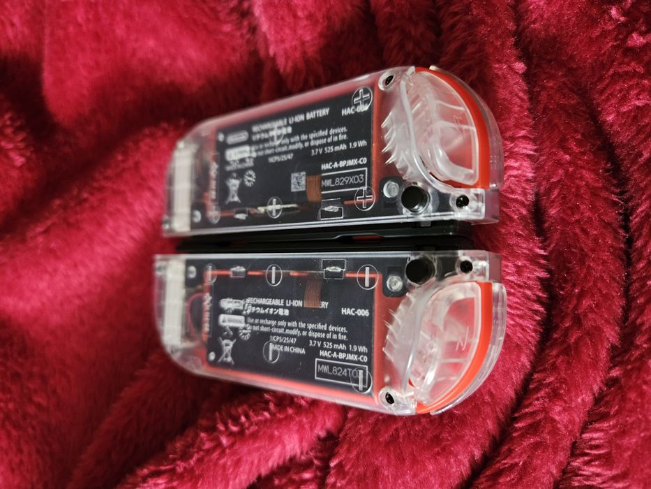 Original Nintendo Joy-Cons with New Covers64354227999617122