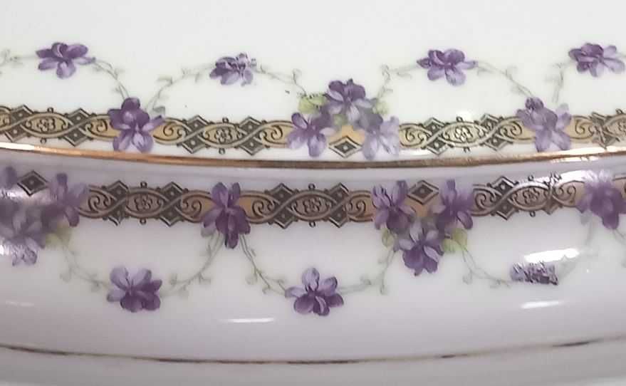 Terrina Vista Alegre marca 29 (em uso de 1922 a 1947) como nova