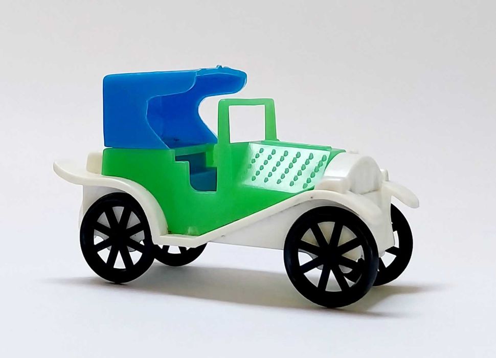 Miniatura carro antigo da Camy Nestlé