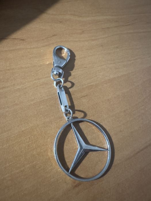 Брелок Mercedes Срібло 925-ї проби