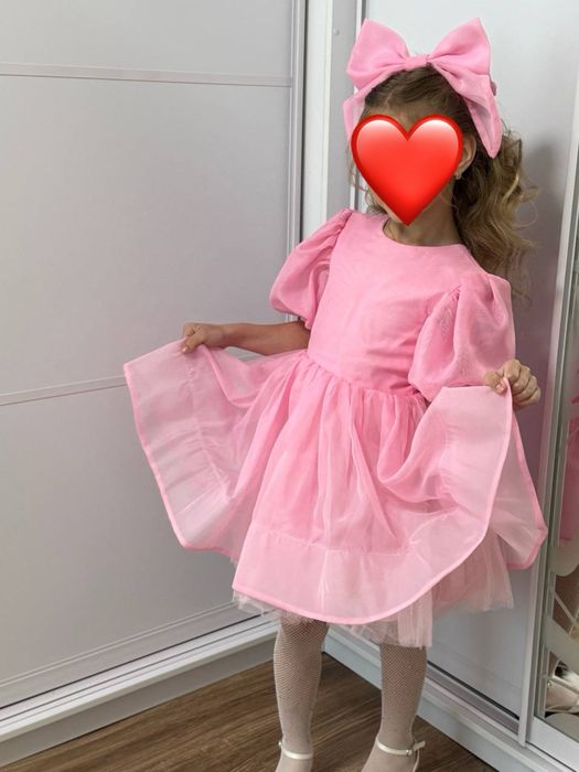 Святкова сукня для дівчинки