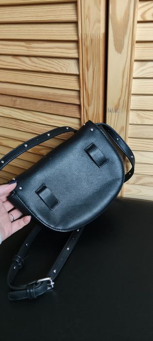 Damska Czarna Torebka Nerka 2w1 Bershka