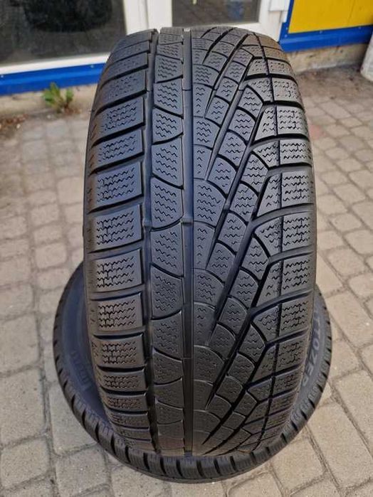 235/55R17 Pirelli Winter 240 SottoZero Шини/Колеса/Зимові Склад шин
