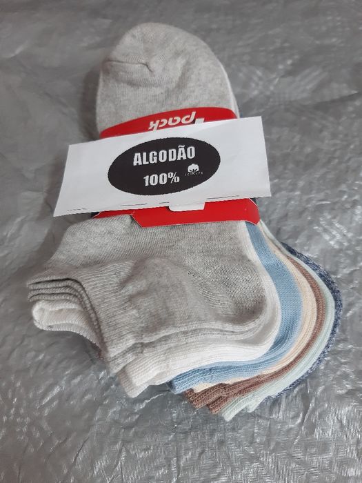 7 pares de meias baixas em algodão bom.