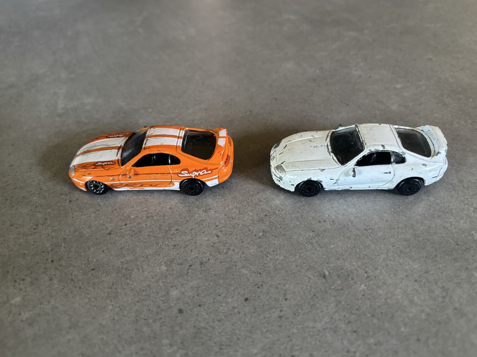 Resoraki MotorMax 2X Toyota Supra uszkodzone