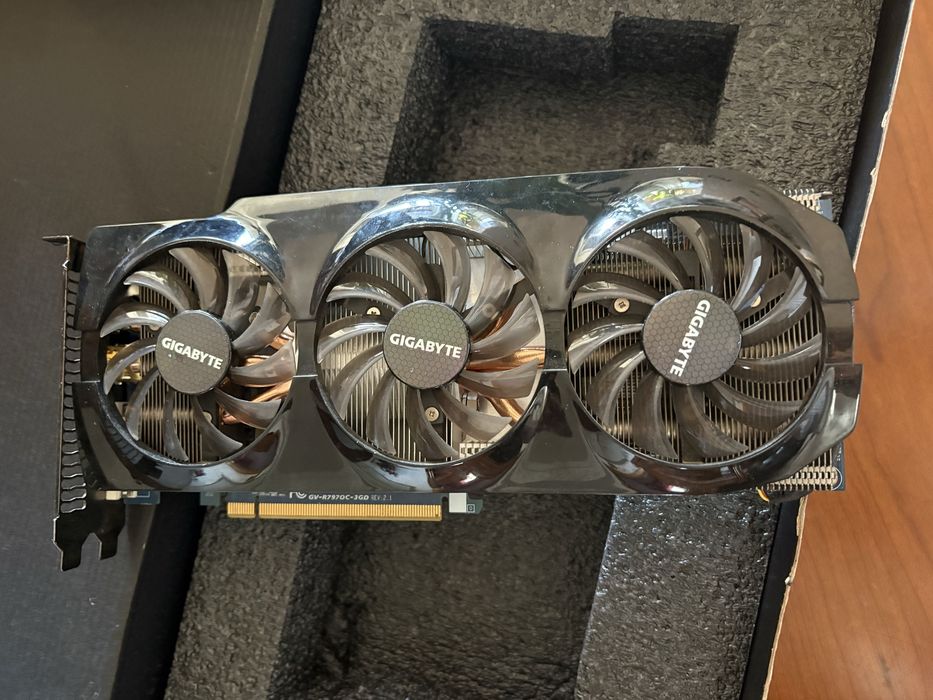 Gigabyte Radeon HD 7970 OC 3GB WindForce 3X