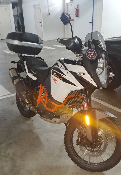KTM 1090R estimada 30000 km