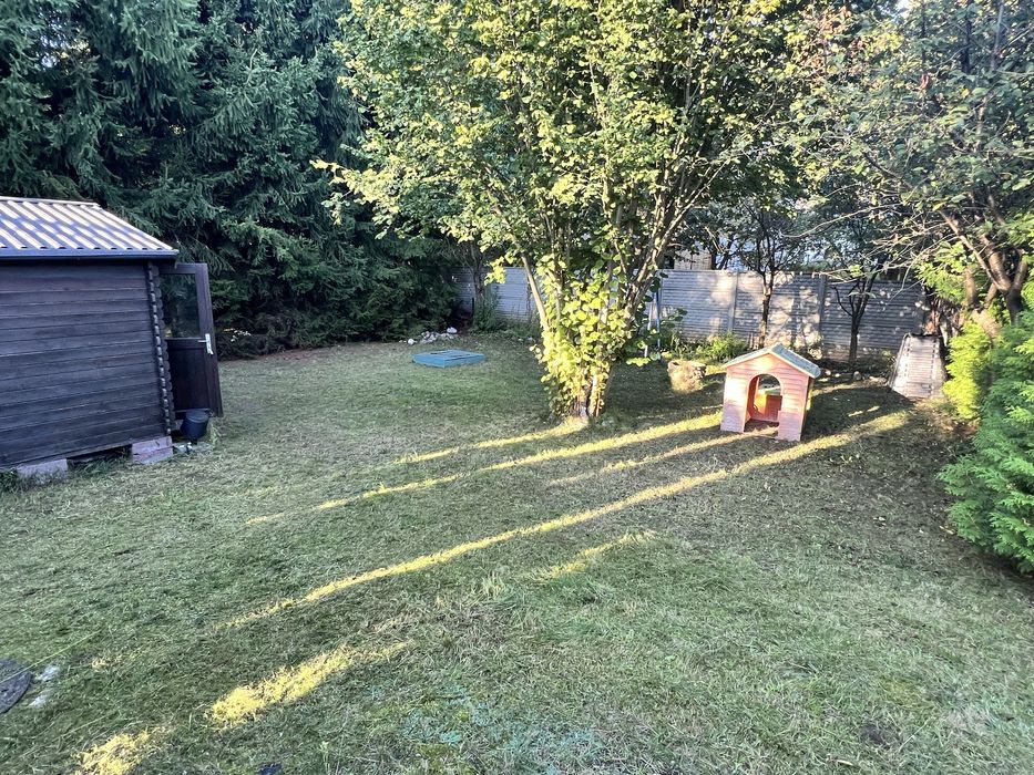 Działka Rod Marki 300 m² z domkiem media - Widok 3