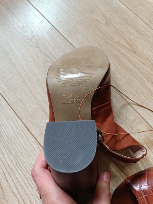 Buty sandały botki na obcasie  Primark nowe