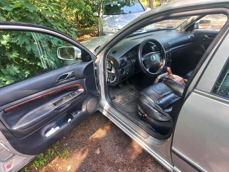Skoda Superb 2.8 LPG