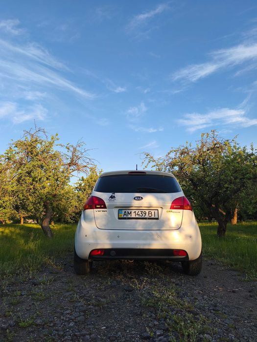 Kia Venga 2010 VIN TMAEG811AAJ034032 фото оголошення 4 з 20