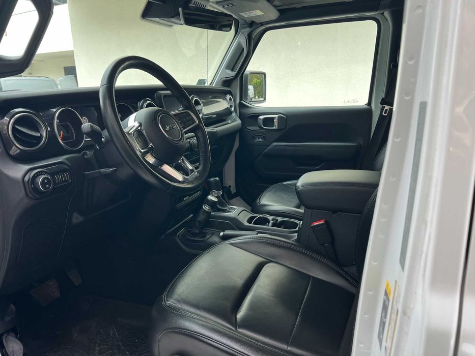 sprzedam Jeep Wrangler JL 2,0 wersja Night Eagle