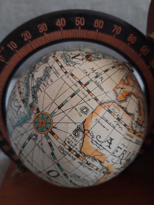 2 porta livros em madeira maciça