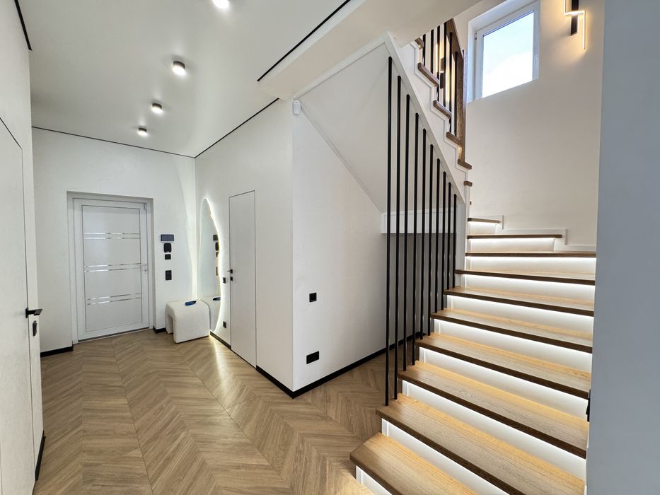 Аренда дома с басейном в Гатном, в котеджном городке! 15 мин Теремки