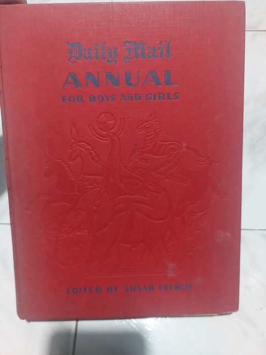 Livro antigo -1953 - " Daily Mail - Annual for Boy's and Girls"