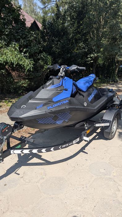 Sea Doo Spark Trixx 3up 22r.