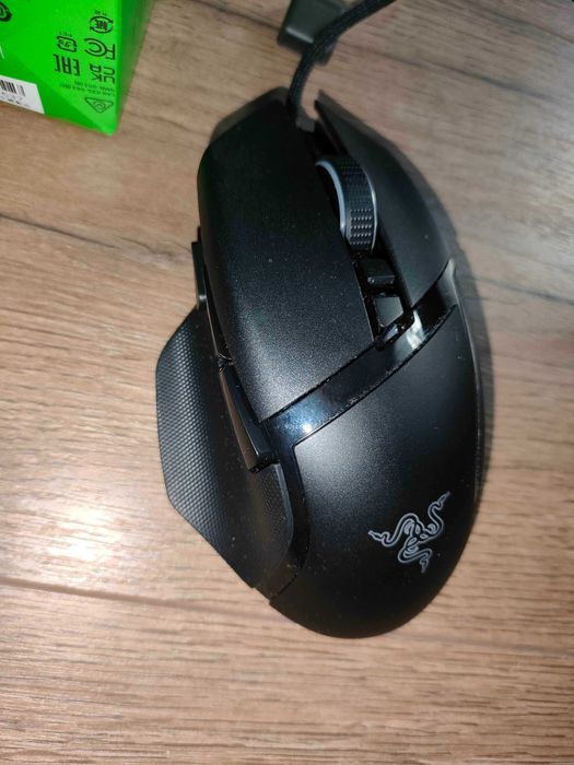 Mysz Razer Basilisk V3 - chroma RGB - HyperScroll