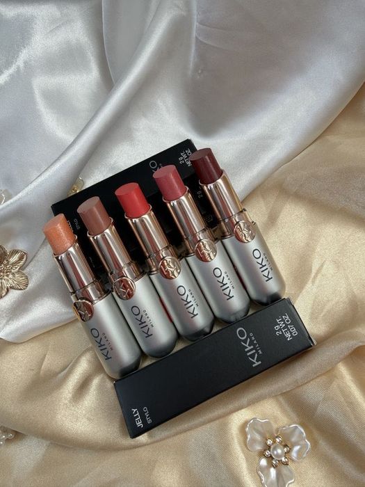 Помада гелева kiko