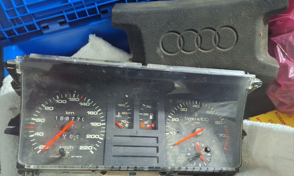 Audi 90 / Coupé Typ  B2 - Peças várias