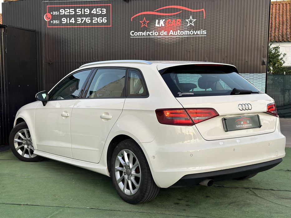 Audi A3 1.6 TDi ‘ Sportback ‘  GARANTIA !  / Nacional