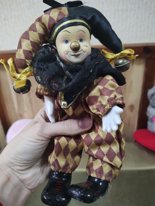 Венеціанські лялечки та посуд