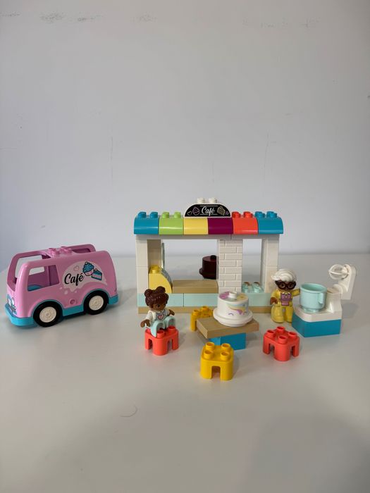 Lego Duplo 10 zestawów, dom, pociąg, park rozrywki + mix.