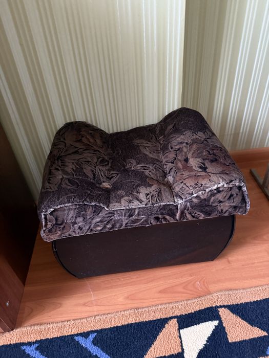 Комплект мяких меблів