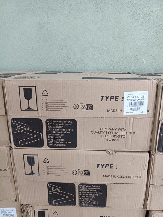 Tijolo de vidro 19x19x8 Bastonete - 17 cx.