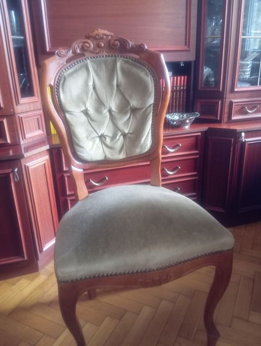 Krzesła w stylu ludwikowskim , antyki
