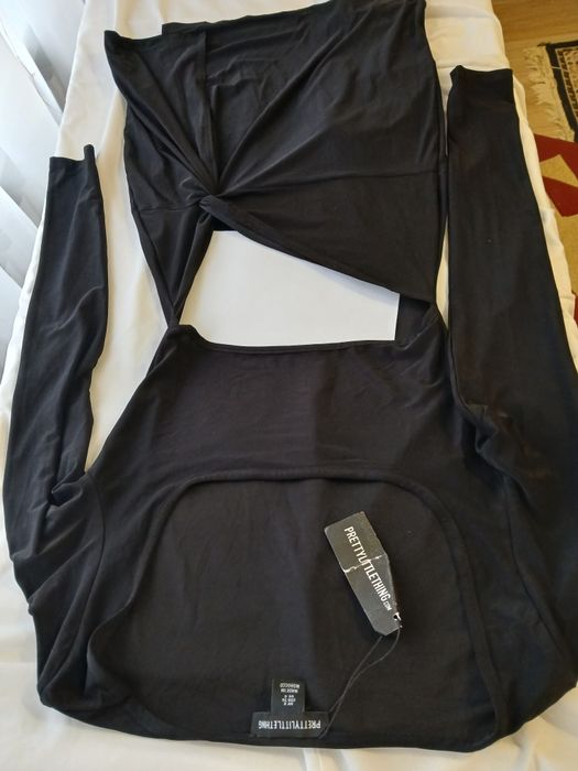 Продам платья XS.размера.4  штуки за 150грн